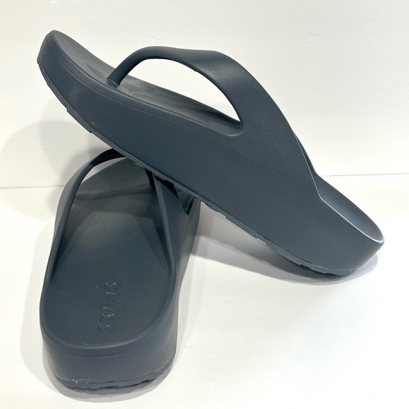 SKIMS Molded Sandal Flip Flop Platform Gunmetal Grey Women's Size 41/10, NWoT - Picture 6 of 16